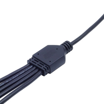 Schwarzer IP67 wasserdichter 8A Stromverbindung Y-Typ für Anwendungen mit 250 V