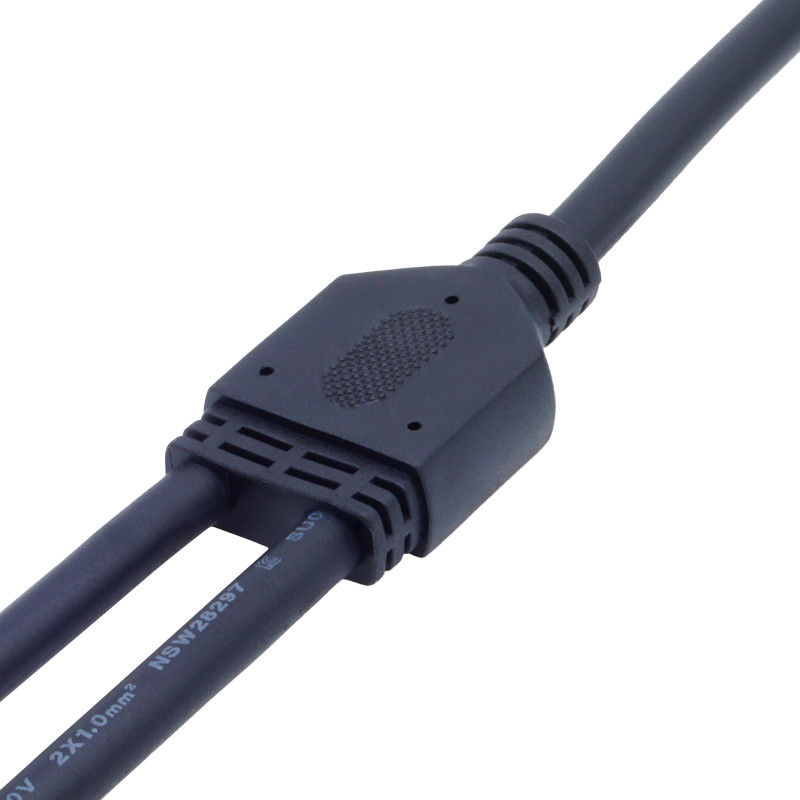 Schwarzer IP67 wasserdichter 8A Stromverbindung Y-Typ für Anwendungen mit 250 V